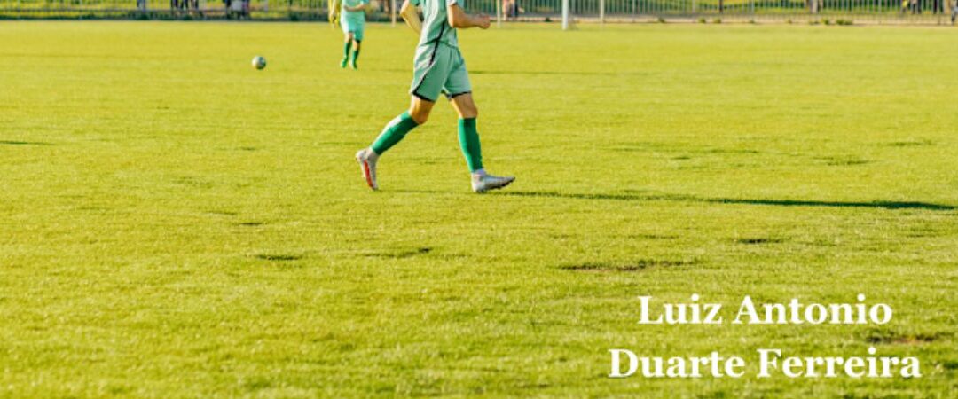 Inovação no Futebol: Contribuições de Luiz Antonio Duarte Ferreira Polícia Federal para Estilos de Jogo Progressivos